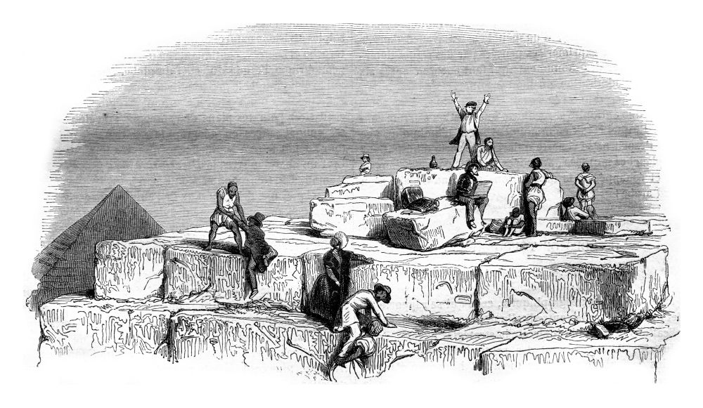 Platform of the Great Pyramid, the Cheops, vintage engraved illustration. Magasin Pittoresque 1843.